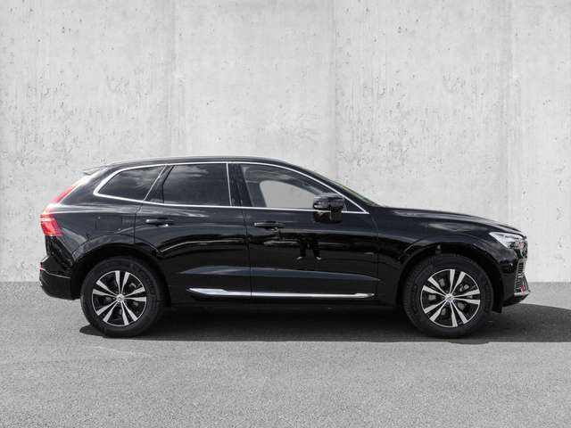 Volvo  T6 AWD Essential Plug-In Pano Sthz. LED