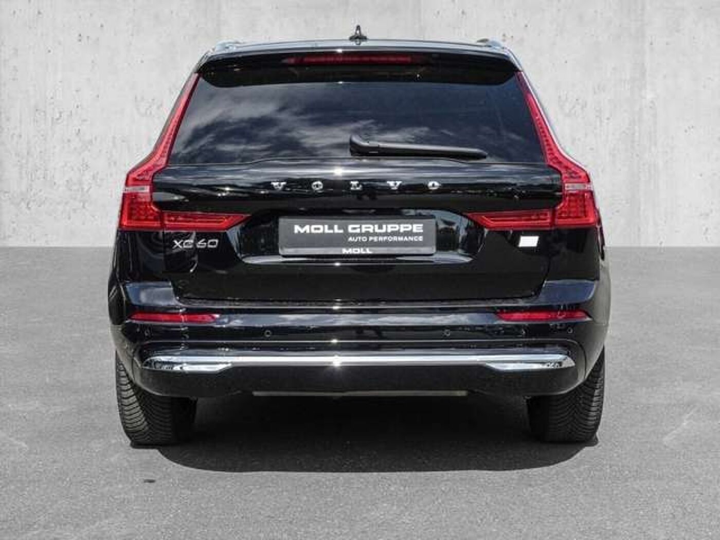 Volvo  T6 AWD Essential Plug-In Pano Sthz. LED