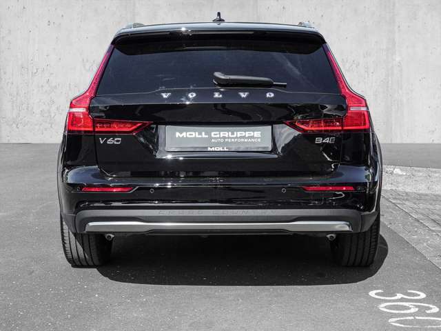 Volvo  B4 AWD Plus Sthz. LED