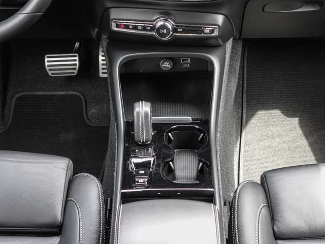 Volvo  T5 TwinEng 2WD R-Design LED Kamera