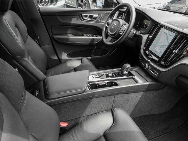 Volvo  T8 AWD Ultra Dark MATRIX ACC AUT EL. HECK LM