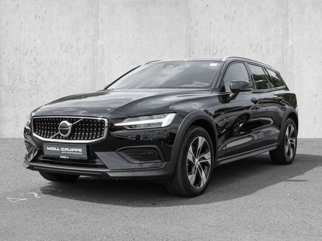 Volvo  B4 AWD Plus LED