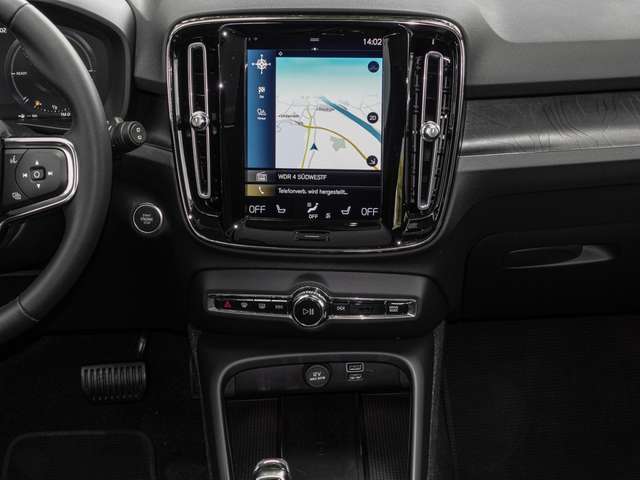 Volvo  T4 2WD Ultimate Dark Plug-In Pano Navi
