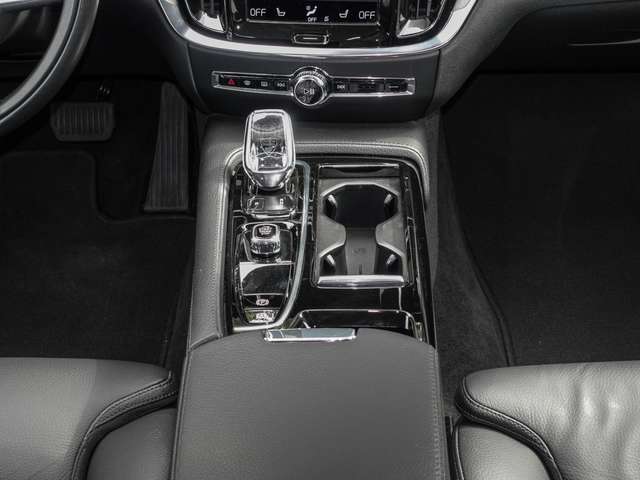 Volvo  T6 Twin Engine AWD Plus Bright 360Grad LED Kamera