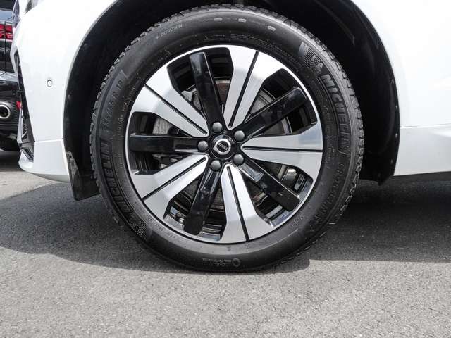 Volvo  T8 Twin Engine AWD R Design Plug-In ACC LED 360Gra