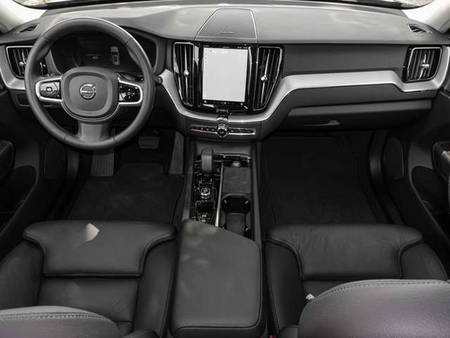 Volvo  B4 2WD Inscription Pano 360Grad LED