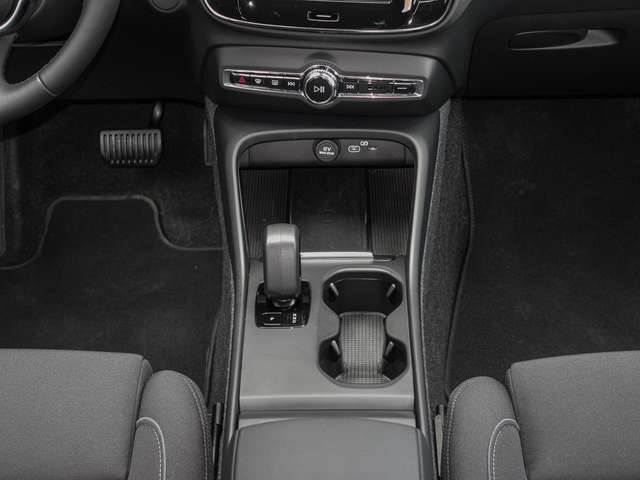 Volvo  RWD Plus Dark MATRIX ACC AUT EL. HECK KAM LM