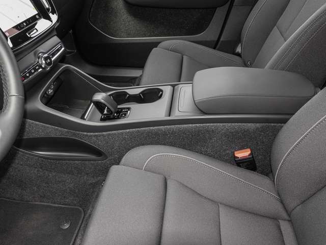 Volvo  RWD Plus Dark MATRIX ACC AUT EL. HECK KAM LM