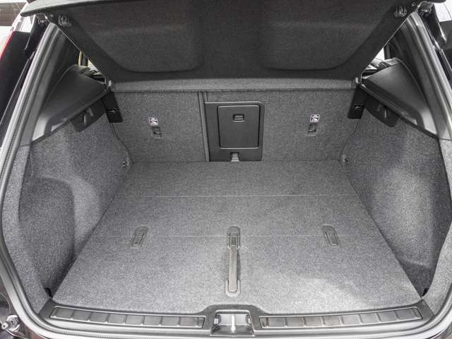 Volvo  RWD Plus Dark MATRIX ACC AUT EL. HECK KAM LM