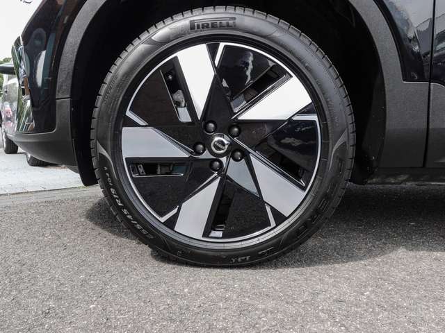 Volvo  RWD Plus Dark MATRIX ACC AUT EL. HECK KAM LM