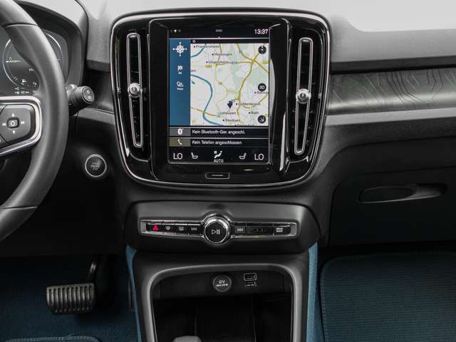Volvo  T4 2WD Ultimate Bright Plug-In