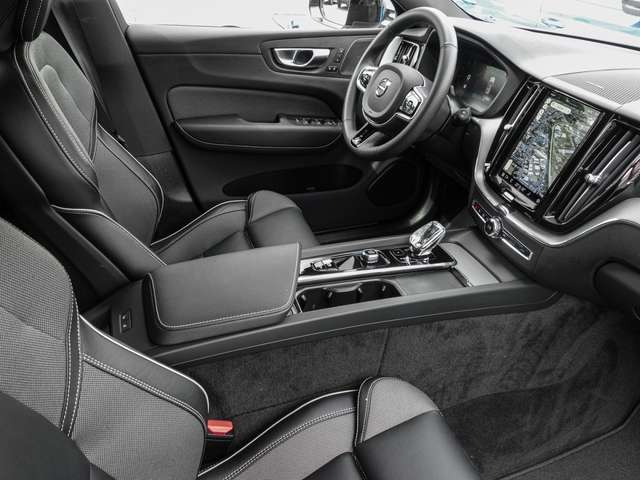 Volvo  T8 Twin Engine AWD R Design Plug-In Pano Sthz. LED