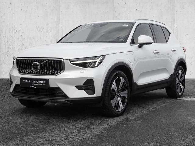 Volvo  T4 2WD Core Plug-In Recharge AHK LED 360Grad