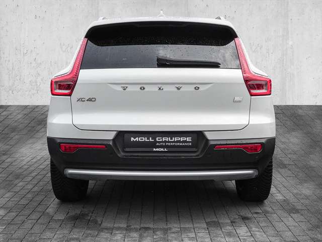 Volvo  T4 2WD Core Plug-In Recharge AHK LED 360Grad