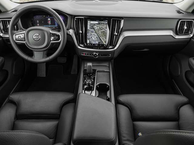 Volvo  B4 AWD Plus LED 4xShz.