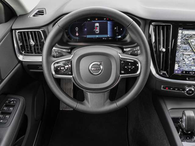 Volvo  B4 AWD Plus LED 4xShz.