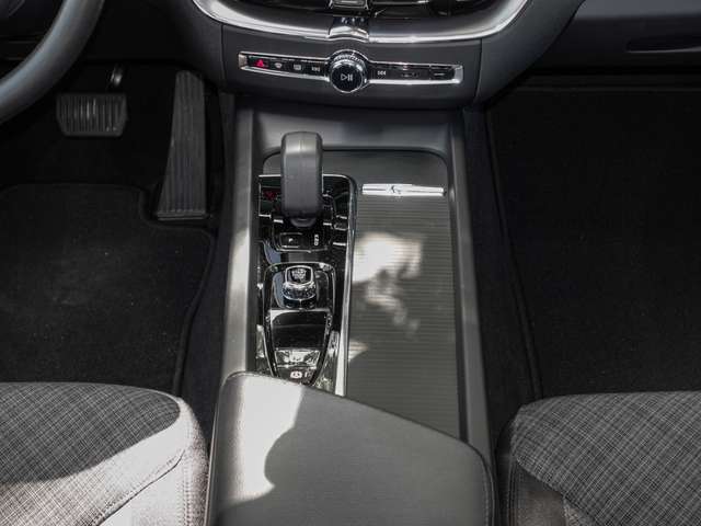 Volvo  T6 AWD Inscription Expr. Plug-In Szhz. Pano LED