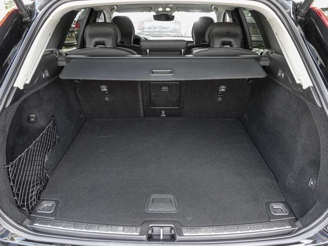 Volvo  T6 AWD Inscription Expr. Plug-In Szhz. Pano LED