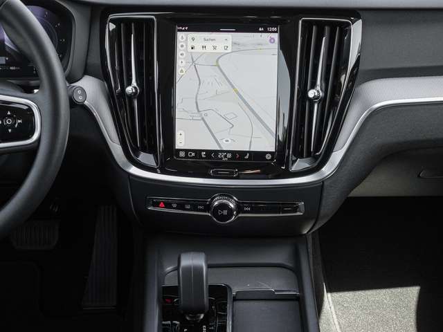 Volvo  B4 AWD Plus 4xSHZ ACC Harman/Kardon