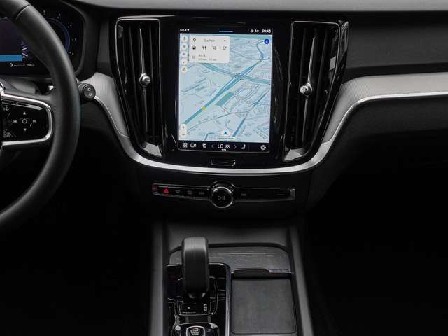 Volvo  B4 AWD Plus 4xSHZ LED Kamera