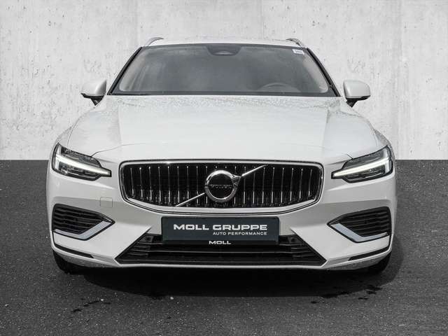Volvo  T6 Twin Engine AWD Core Plug-In LED Kamera