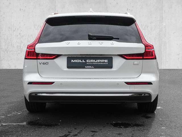 Volvo  T6 Twin Engine AWD Core Plug-In LED Kamera