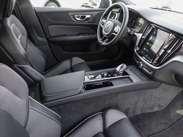 Volvo  B4 AWD Plus Plus AWD 4xSHZ ACC