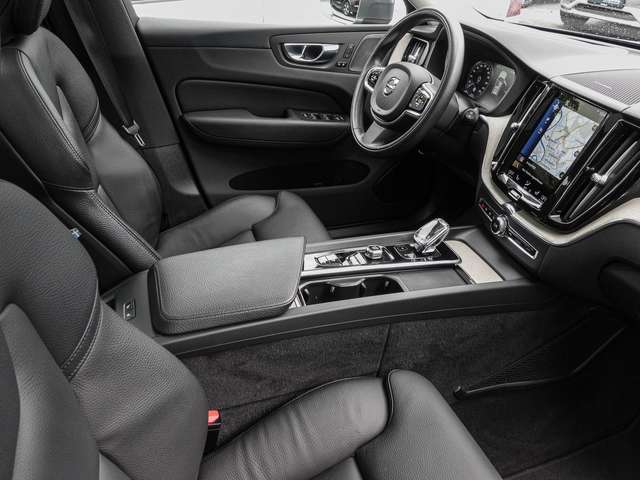 Volvo  XC 60 T6 AWD Inscription Plug-In  Recharge Head UP