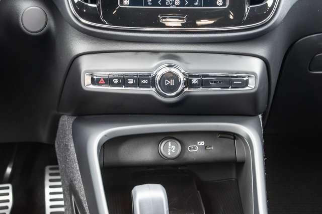 Volvo  P8 Pure Electric 2WD Plus Recharge ACC AUT