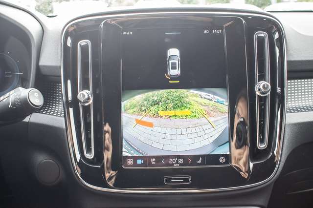 Volvo  P8 Pure Electric 2WD Plus Recharge ACC AUT