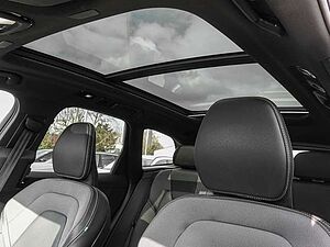 Volvo  R Design T8 Twin Engine AWD