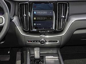 Volvo  T6 AWD Essential Plug-In Pano Sthz. LED