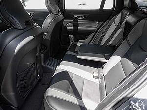 Volvo  T8 Twin Engine AWD Ultimate Dark Plug-In Head UP A