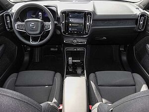 Volvo  P8 Pure Electric 2WD Ultimate Pano 360Grad