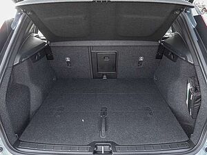 Volvo  P8 Pure Electric 2WD Ultimate Pano 360Grad