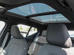 Volvo  P8 Pure Electric 2WD Ultimate Pano 360Grad