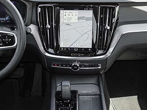 Volvo  B4 AWD Plus LED 4xShz