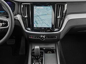 Volvo  B4 AWD Plus MATRIX  Sthz.