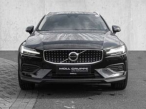 Volvo  B4 AWD Plus MATRIX  Sthz.