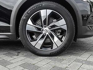 Volvo  B4 AWD Plus MATRIX  Sthz.