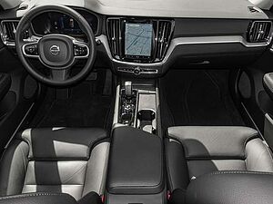 Volvo  B4 AWD Plus ACC LED