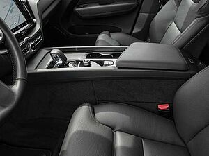 Volvo  T8 AWD Ultra Dark MATRIX ACC AUT EL. HECK LM