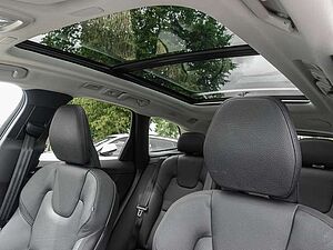 Volvo  T8 AWD Ultra Dark MATRIX ACC AUT EL. HECK LM