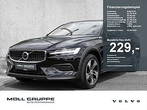 Volvo  B4 AWD Plus AHK LED