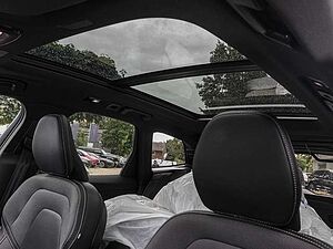 Volvo  T6 Twin Engine AWD R Design Plug