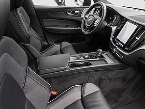 Volvo  T6 Twin Engine AWD R Design Plug