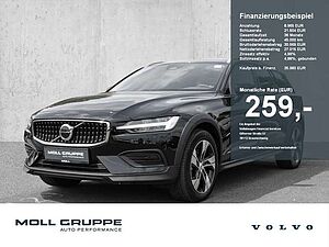 Volvo  B4 AWD Plus LED