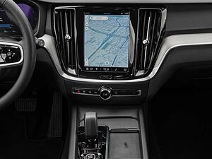 Volvo  B4 AWD Plus ACC LED