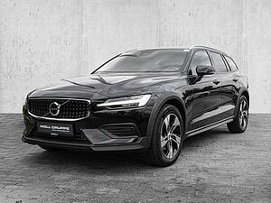 Volvo  B4 AWD Plus ACC LED