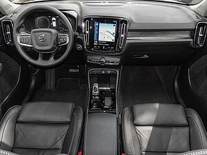 Volvo  T4 2WD Ultimate Dark Plug-In Pano Navi